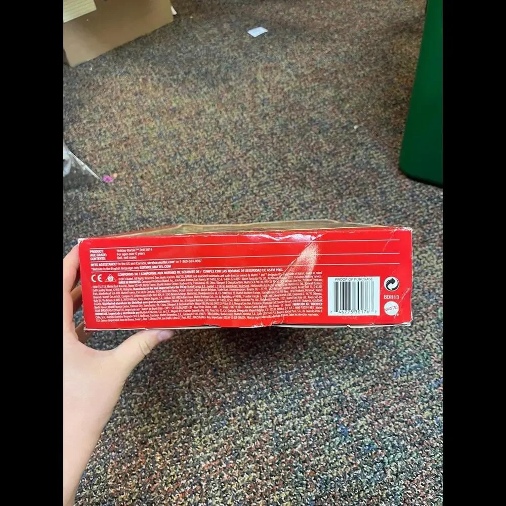 NIB MATTEL 2014  HOLIDAY BARBIE Collection Model BDH13‎